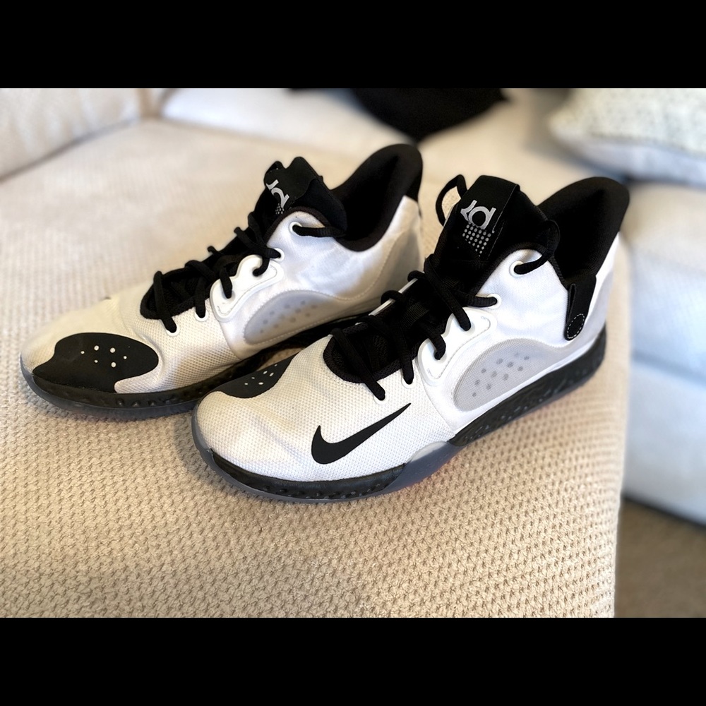 Kevin Durant Bball shoes